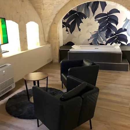 Aurelia Bed & Breakfast 3*