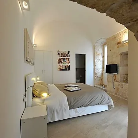 Aurelia Bed & Breakfast 3*